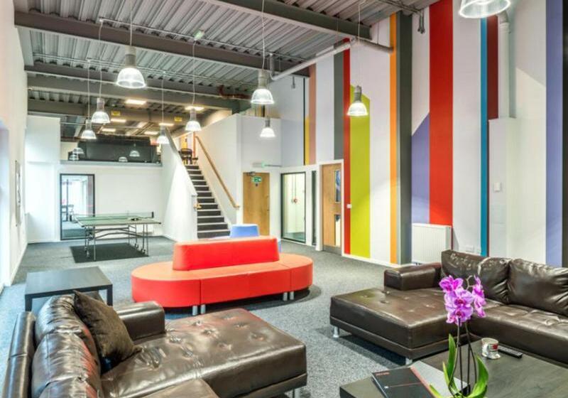 هاستل Destiny Student Shrubhill   Campus Accommodation