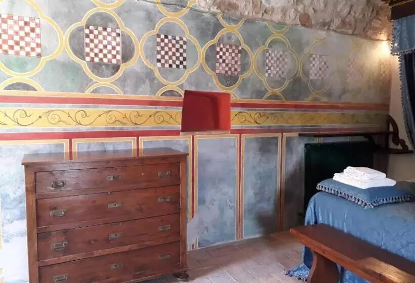 Aamiaismajoitus (B&B) Agriturismo Castello Di Belforte