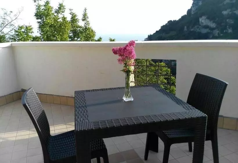 ベッドアンドブレックファースト Agriturismo Orrido Di Pino