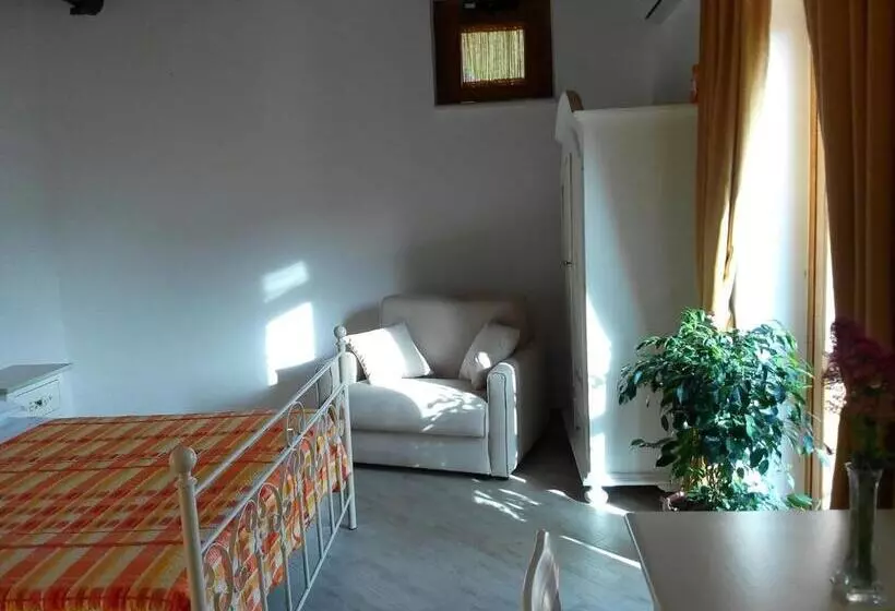 ベッドアンドブレックファースト Agriturismo Orrido Di Pino