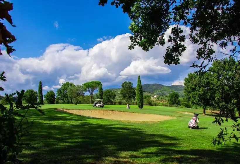 簡易ホテル La Foresteria Golf Montecatini Terme