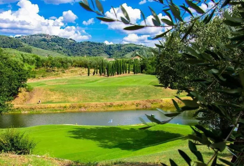 簡易ホテル La Foresteria Golf Montecatini Terme
