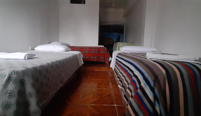 Hostal Miconia