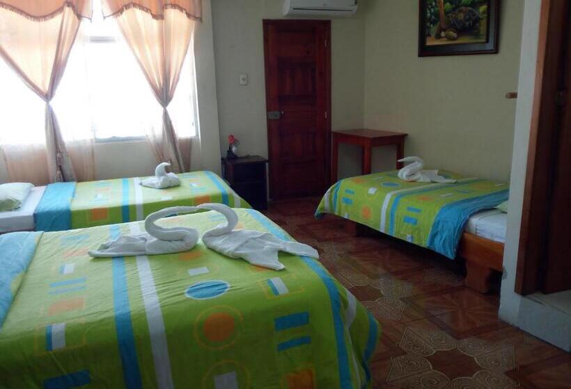 Hostal Miconia