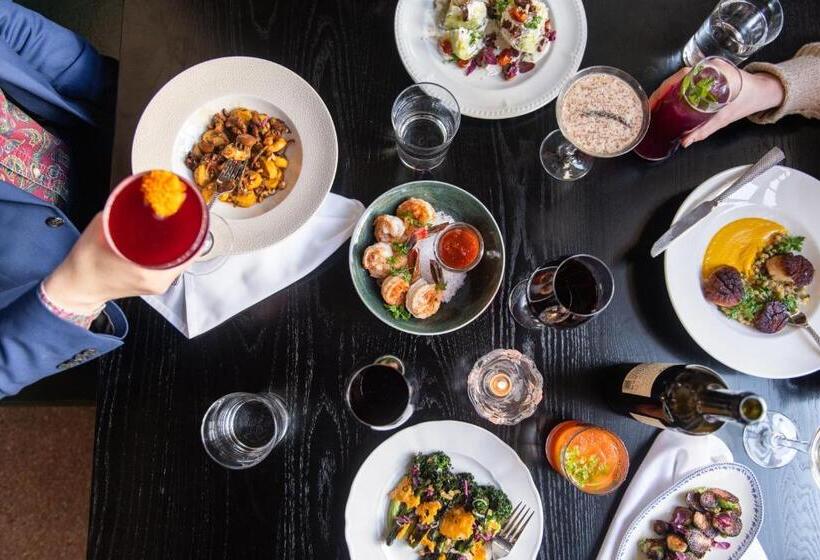 Fordson Hotel, In The Unbound Collection By Hyatt