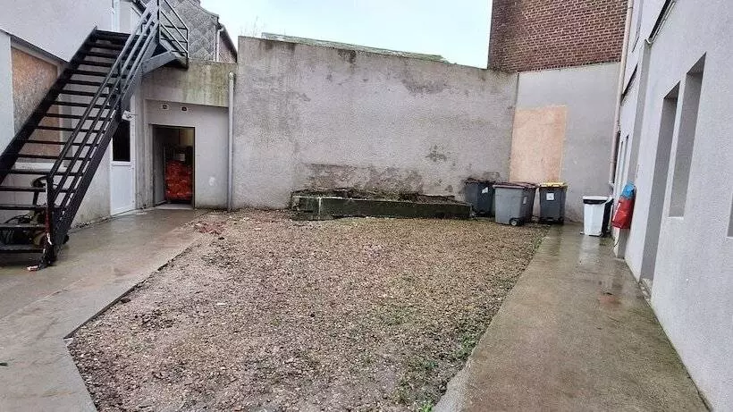 ホテル Hôtel Le Saint Quentin