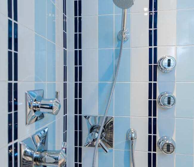 هتل Madera Hollywood