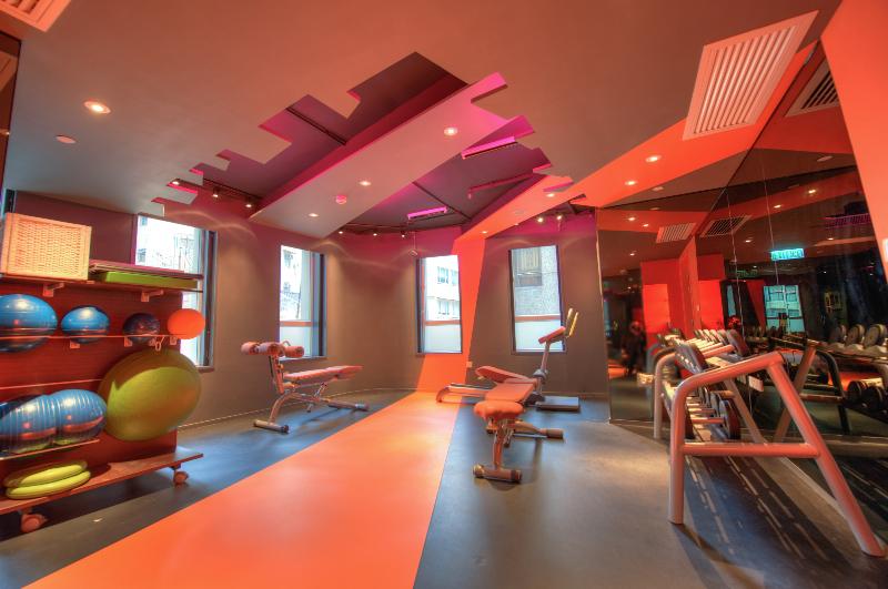 هتل Madera Hollywood