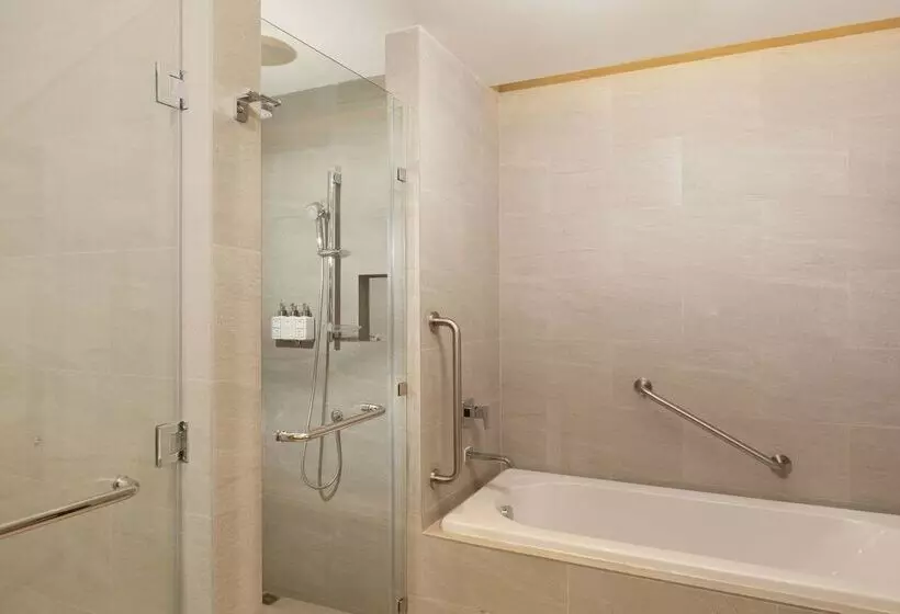 ホテル Park Inn By Radisson Clark