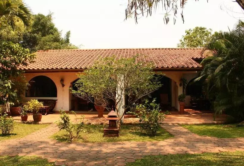 هتل Secret Garden Chiang Mai
