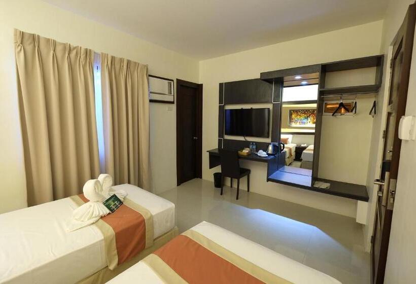 בית מלון כפרי Southpole Central