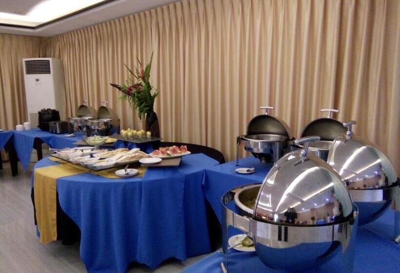 בית מלון כפרי Southpole Central