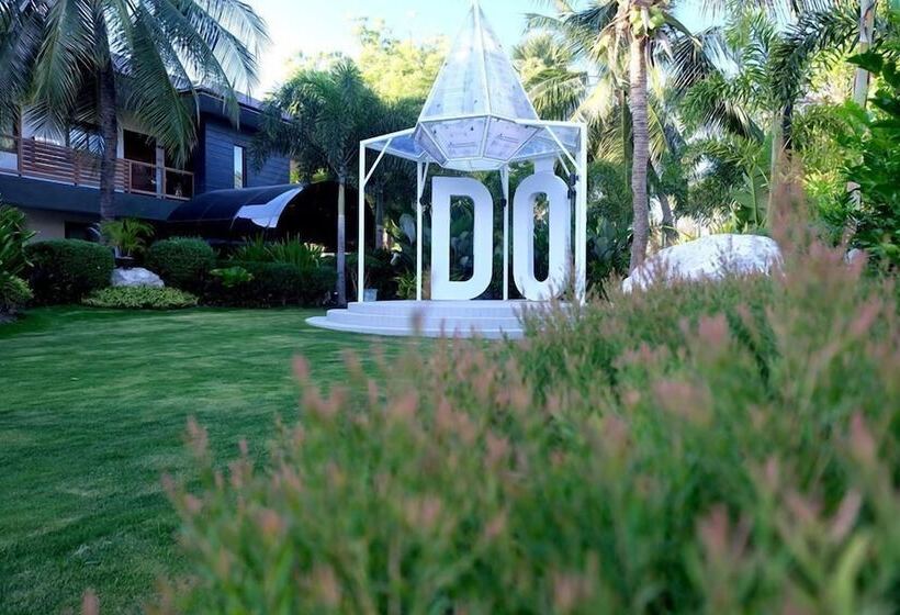 London Beach Resort And