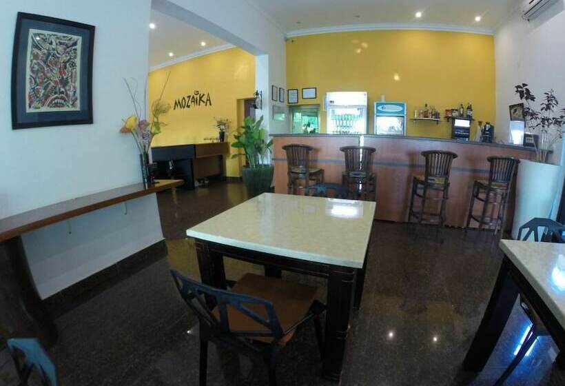 פנסיון Mozaika Guesthouse 2