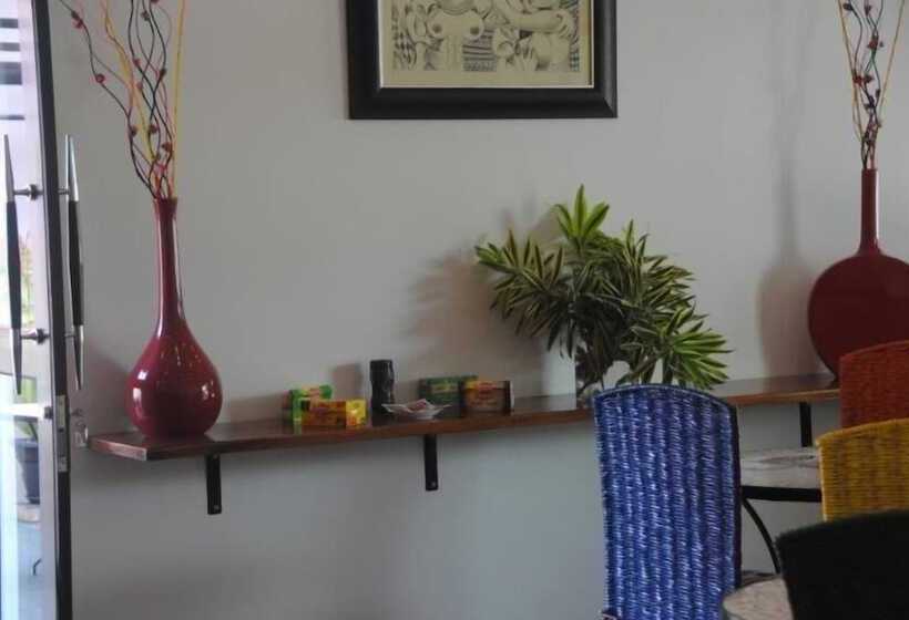 פנסיון Mozaika Guesthouse 2