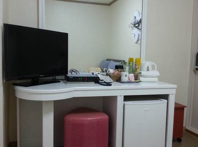 Seocho Guesthouse K  Hostel