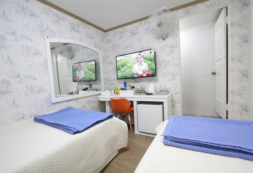 Seocho Guesthouse K  Hostel