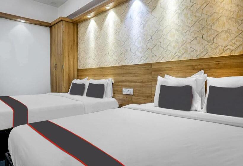 Hotelli Collection O Galaxy Stay