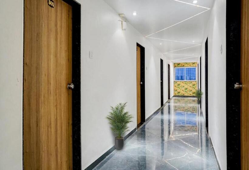 Hotelli Collection O Galaxy Stay