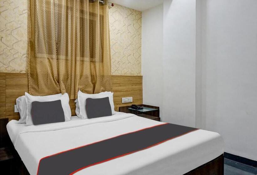 Hotelli Collection O Galaxy Stay