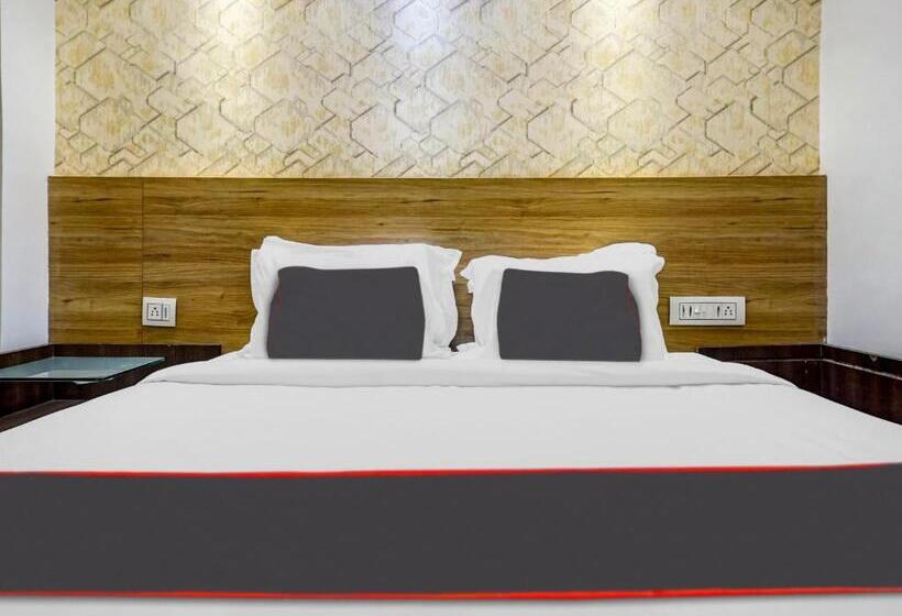 Hotelli Collection O Galaxy Stay