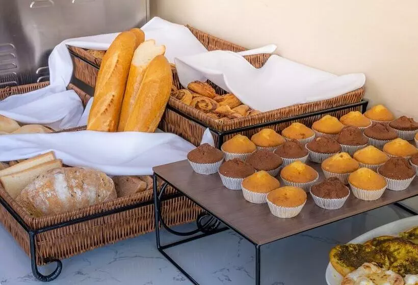 هتل S Plaza Suites