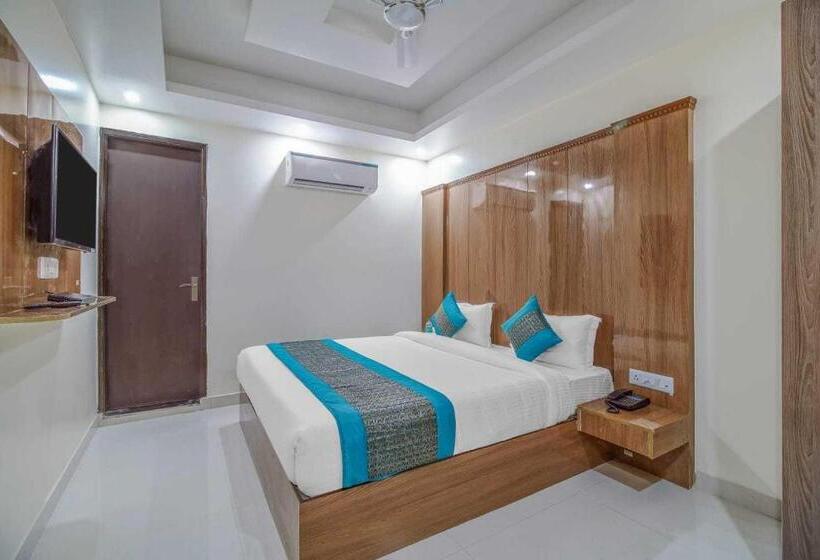 Flagship Hotel Paradise