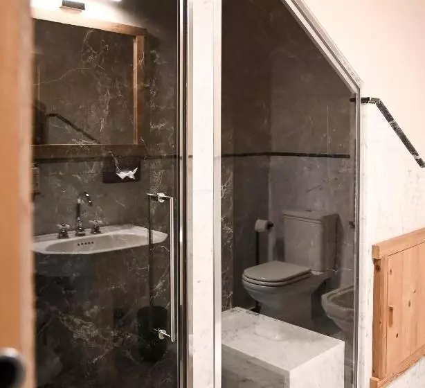 Hotelli Grey Castle Garnì&suite