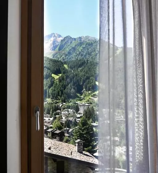 Hotelli Grey Castle Garnì&suite