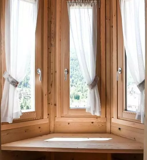 Hotelli Grey Castle Garnì&suite