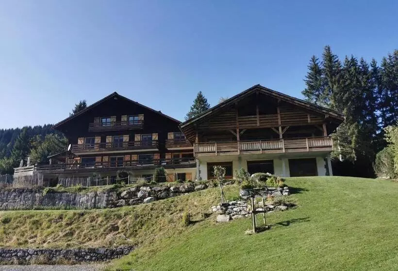 ホテル Hôtel Du Lac Des Confins