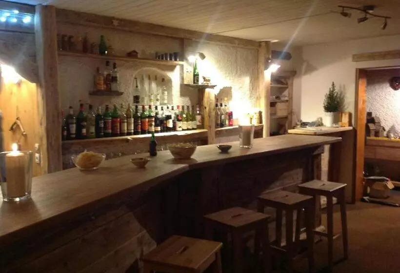 ホテル Hôtel Du Lac Des Confins