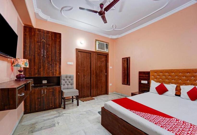 Hotel Oyo Flagship Wellfood Inn