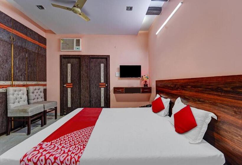 Hotel Oyo Flagship Wellfood Inn