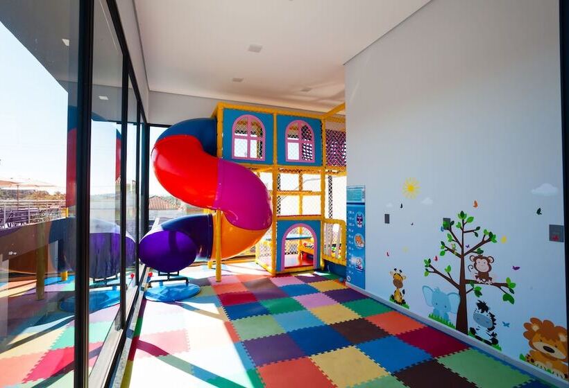 Отель Sophita Business