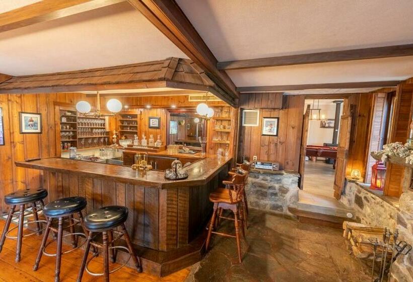 旅馆 Pump House Inn & Spa