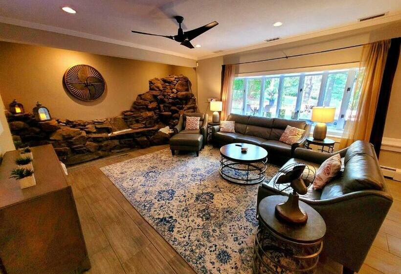 旅馆 Pump House Inn & Spa