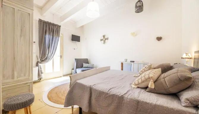 مبيت وإفطار Masseria Li Vecchi