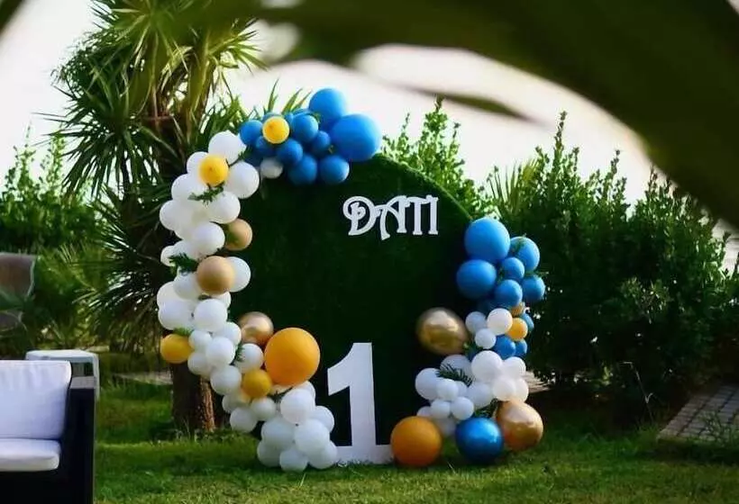هتل Andamati Beach Resort