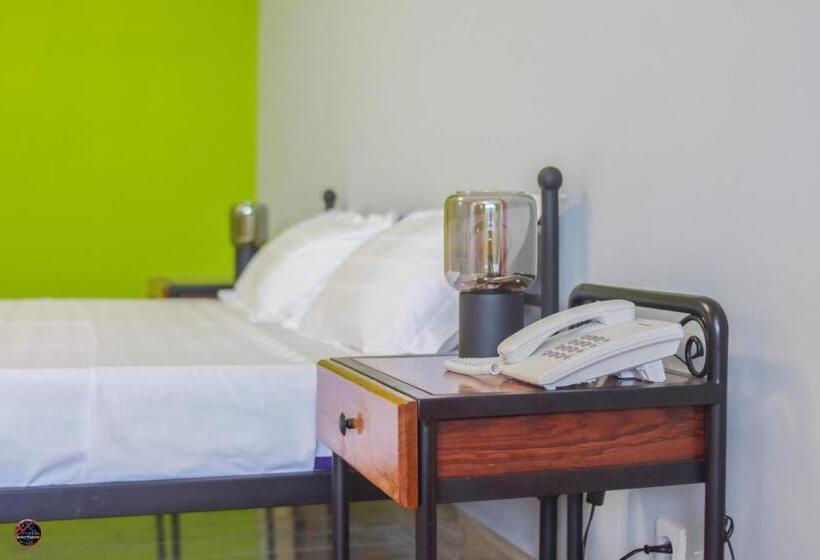 هتل Mon Choisy Hôtel Majunga