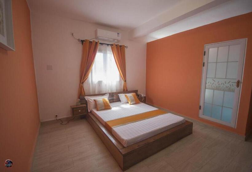 هتل Mon Choisy Hôtel Majunga