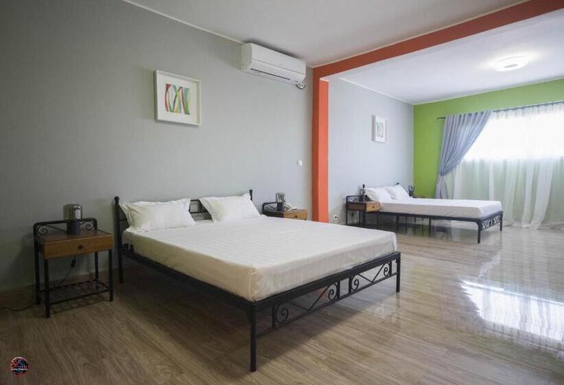 هتل Mon Choisy Hôtel Majunga