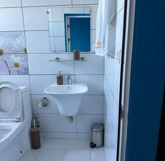هتل Mon Choisy Hôtel Majunga