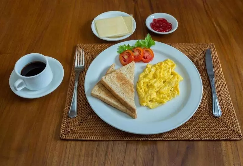 ユースホステル Villa Sabasanti Gianyar