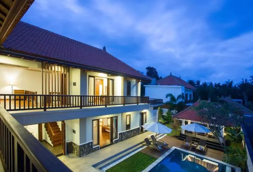 ユースホステル Villa Sabasanti Gianyar
