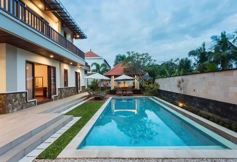 ユースホステル Villa Sabasanti Gianyar