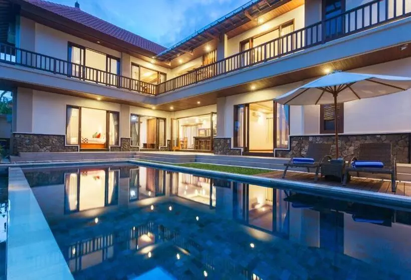 ユースホステル Villa Sabasanti Gianyar