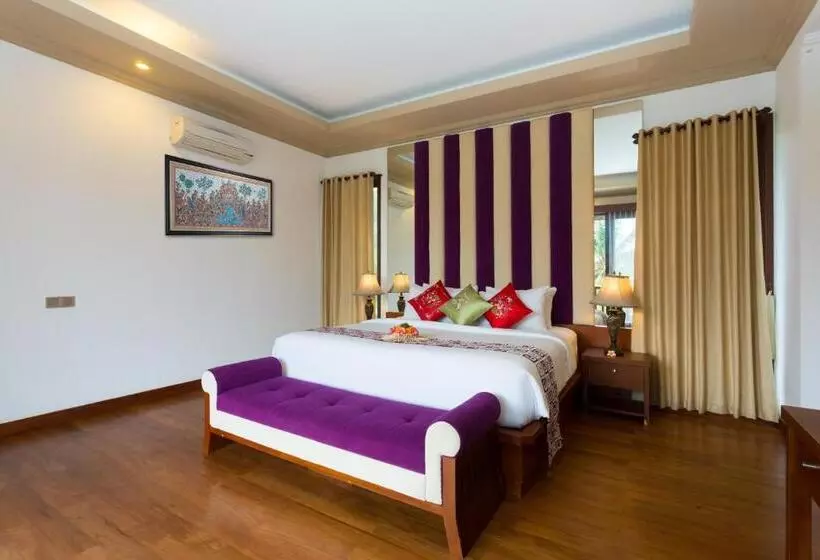 ユースホステル Villa Sabasanti Gianyar