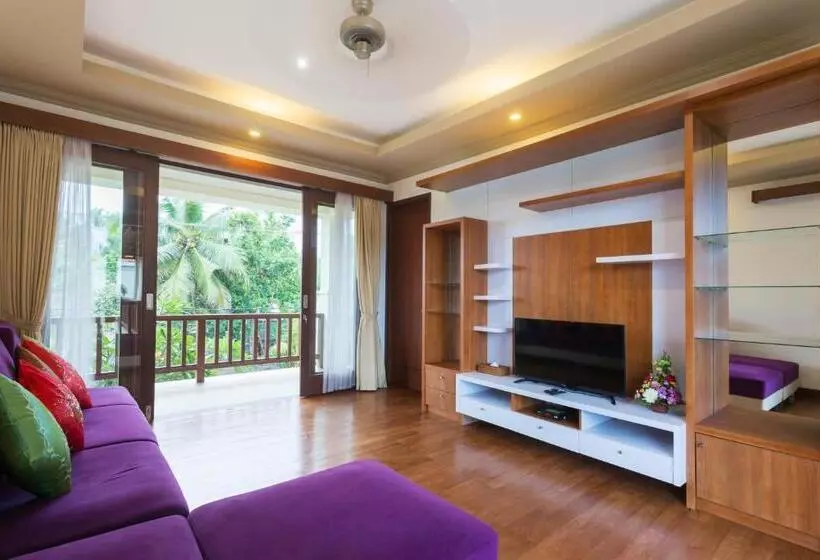 ユースホステル Villa Sabasanti Gianyar