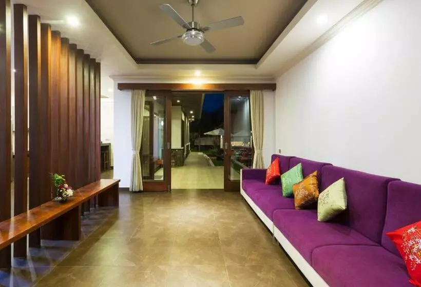 ユースホステル Villa Sabasanti Gianyar